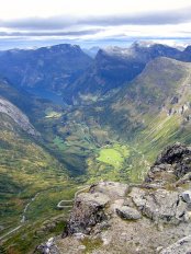 Foto van Dalsnibba met uitzicht op Geiranger in Noorwegen
