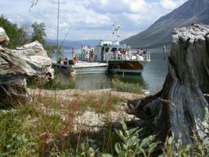 Foto van boottochtje over Gjevilvatnet in Oppdal met Trollheimen II in Noorwegen