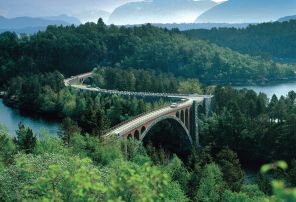 Foto van de brug Skodje Bru in Noorwegen